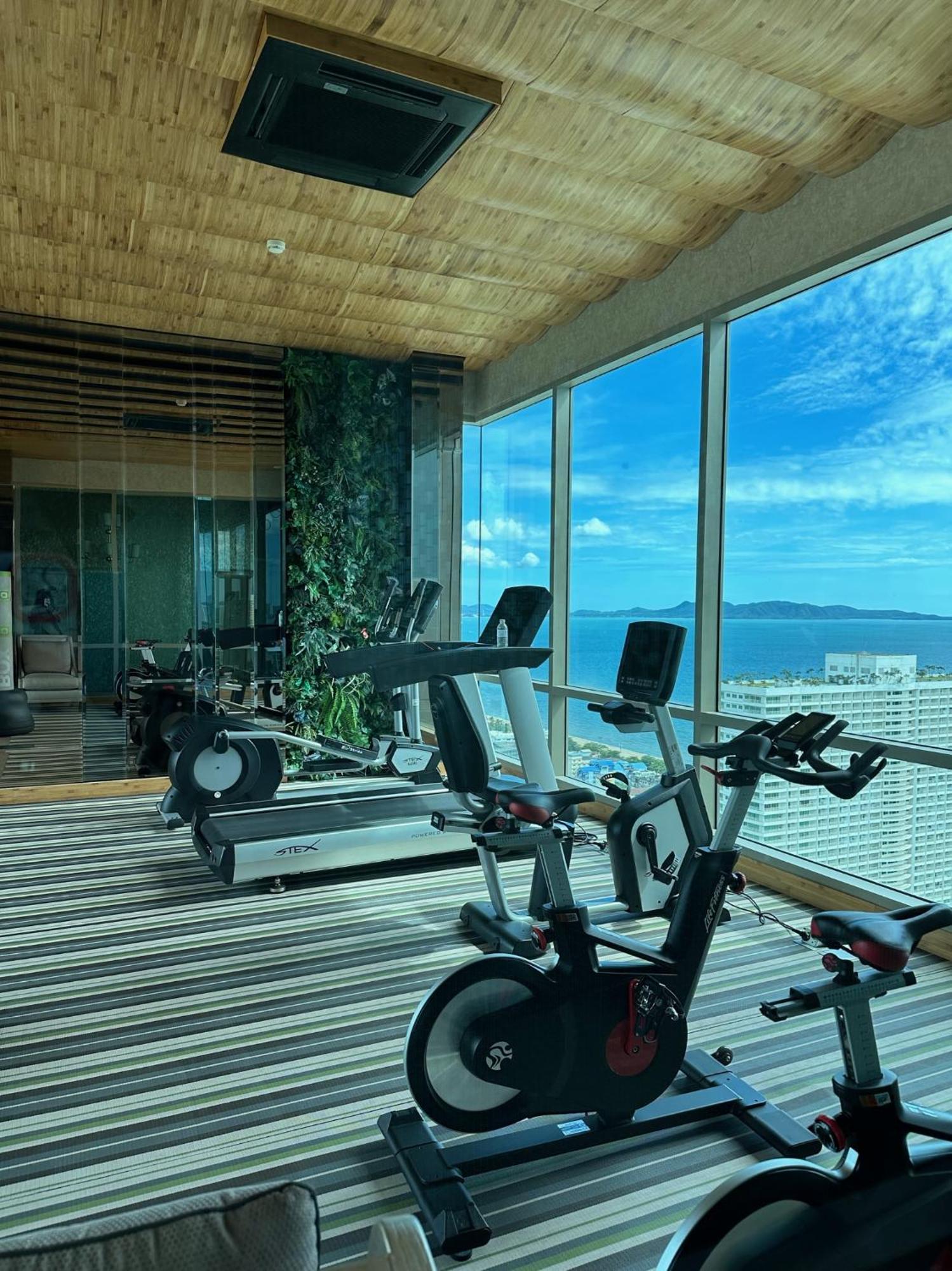 芭提雅高层海景奢华公寓the Riviera Jomtien生香家直达海滩2704 Exteriér fotografie